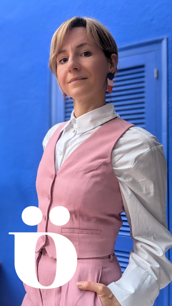 Doris Österle, Fundadora